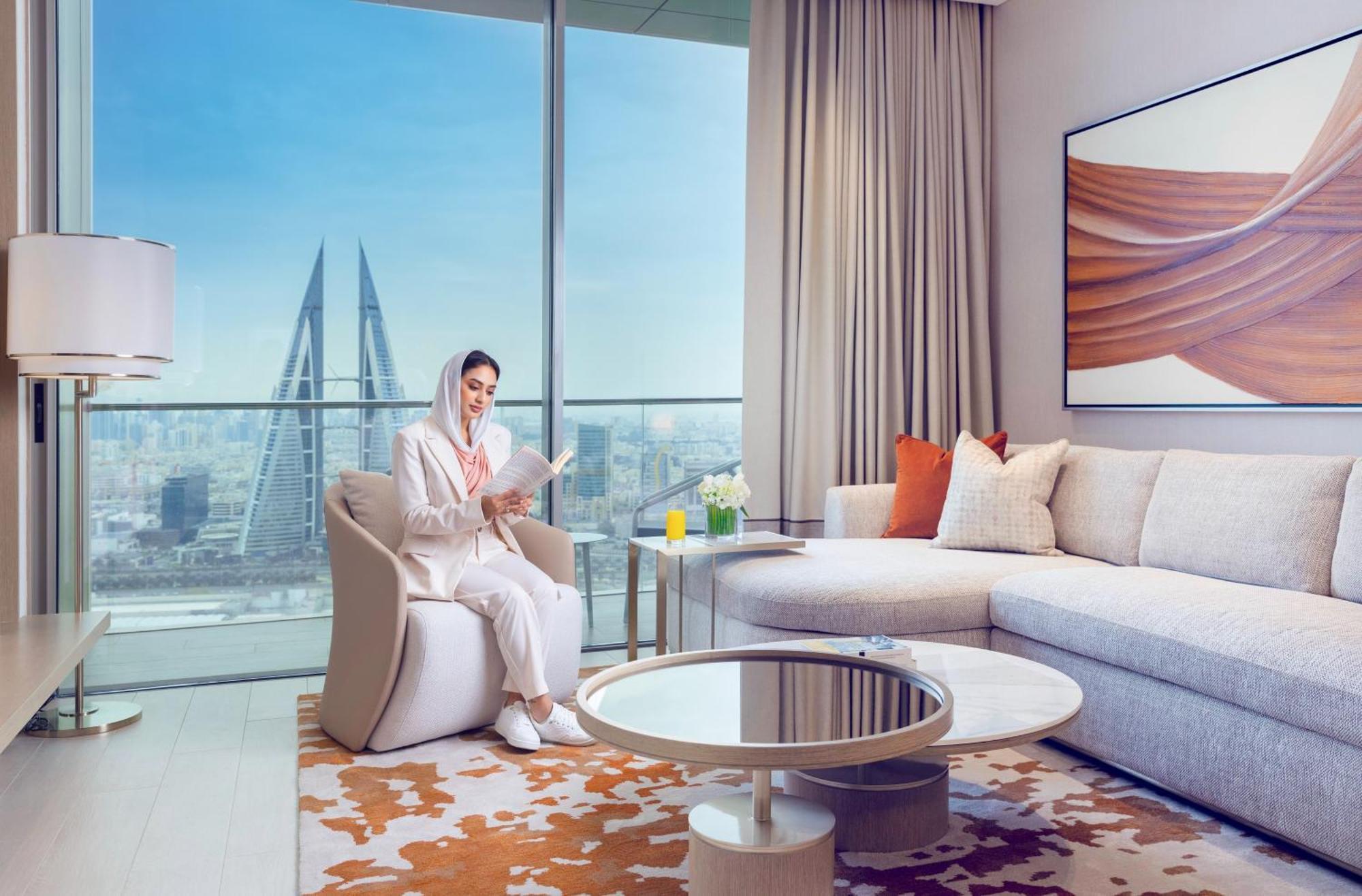 Hotel Onyx Rotana à Manama Extérieur photo A living room at the Address Downtown Hotel