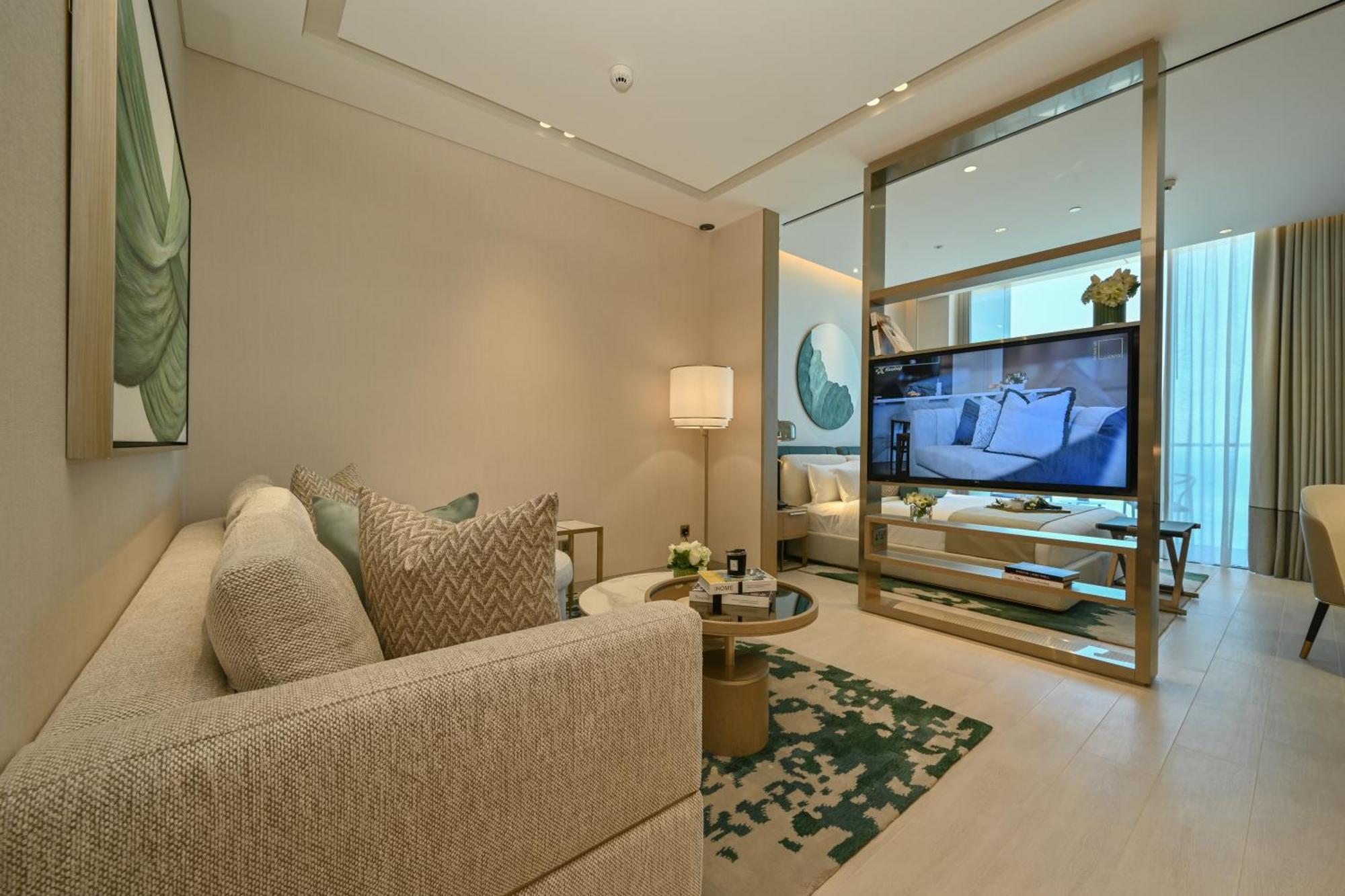 Hotel Onyx Rotana à Manama Extérieur photo A living room at the Ritz-Carlton, DIFC